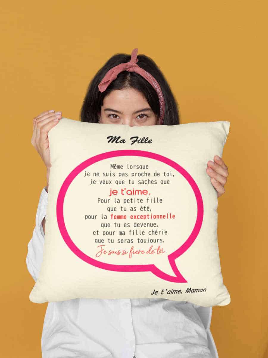 Coussin Personnalisé à offrir à sa fille, signé Maman