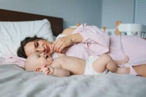 Que peut-on offrir à une nouvelle jeune maman ?