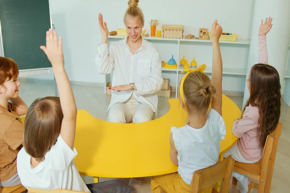 Rentrée des classes : quel cadeau offrir à la maîtresse ?