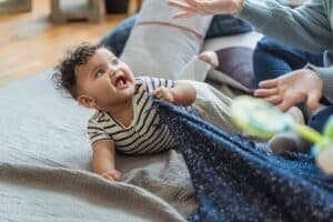Plaids pour les bébés : guide d’achat