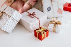 Cadeau non-genré pour parrain et marraine : notre top 5